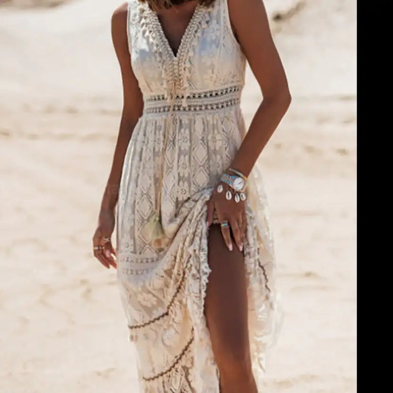 Sleeveless Maxi Dress with Lace Trim and V-Neck