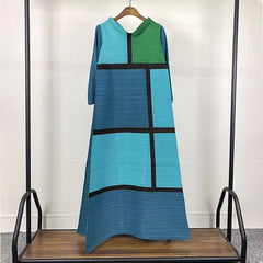 Colorblock Pleated Dress